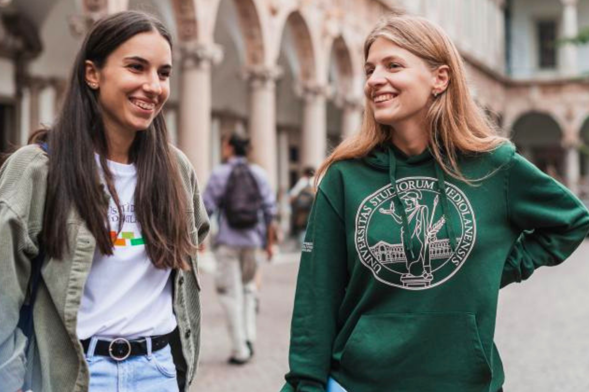 Official Merchandise of the University of Milano made by Vipitalia