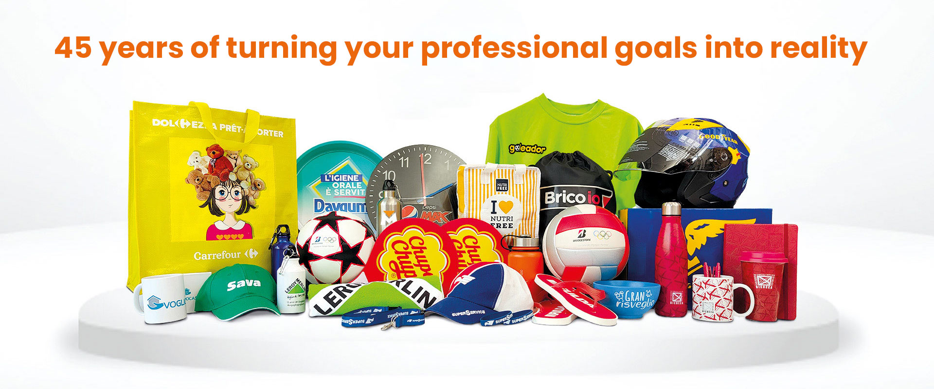 Vipitalia designs and manufactures over 40,000 custom corporate gifts, promotional items, and custom shopping bags. With over 45 years of experience